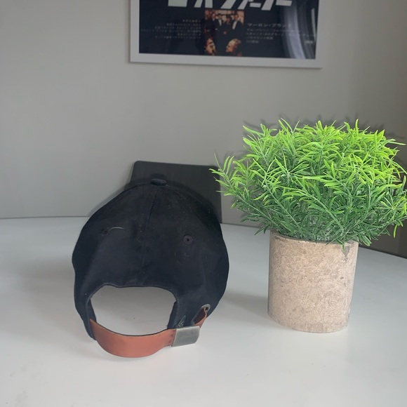 Champion Baseball Cap With Logo In Black - Picture 2 of 6